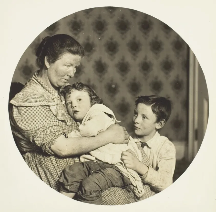 A Madonna of the Tenements, by Lewis Wickes Hine
