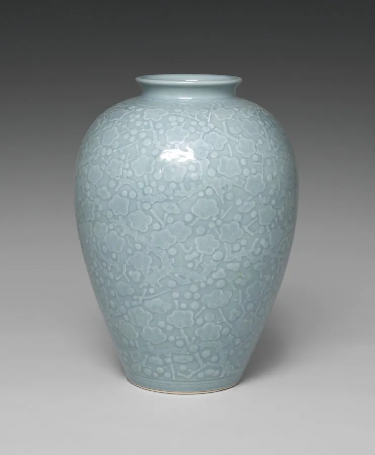 Vase with Plum Blossoms, by Seifū Yohei IV