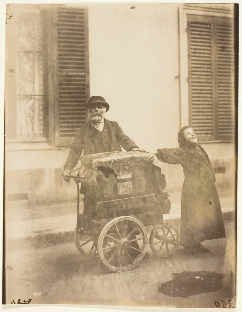 Joueur d'orgue (Organ Player), by Jean-Eugène-Auguste Atget