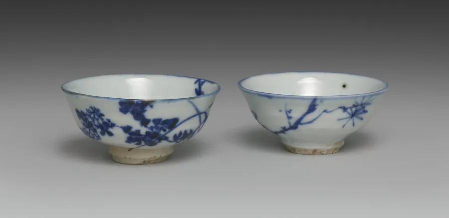 Sake Cups with Auspicious Flora, by Seifū Yohei II