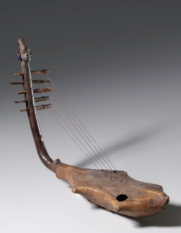 Figurative harp (domu or kundi), by Unknown artist