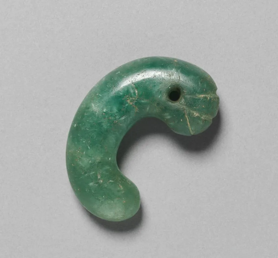 Comma-shaped Jade, by Unknown artist