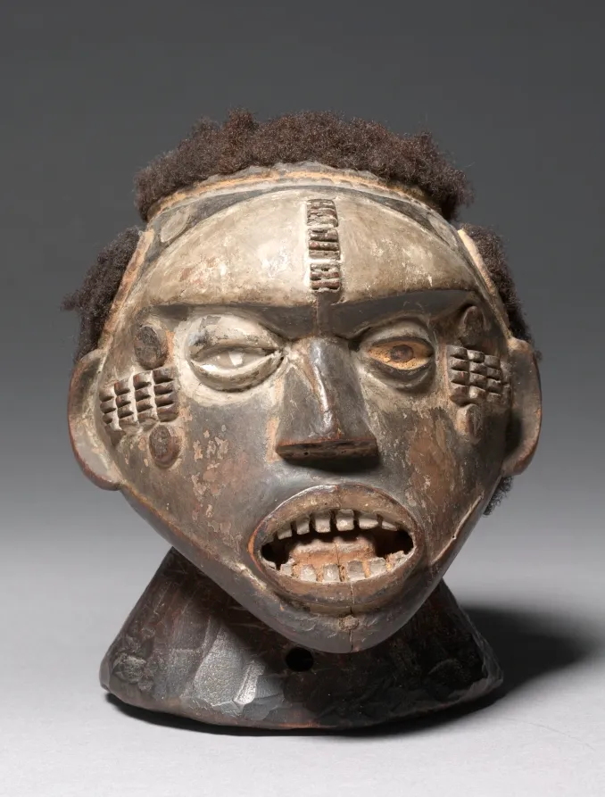 Headdress, by Unknown artist